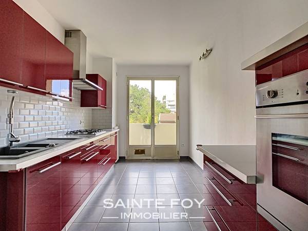 2022106 image5 - Sainte Foy Immobilier - Ce sont des agences immobilières dans l'Ouest Lyonnais spécialisées dans la location de maison ou d'appartement et la vente de propriété de prestige.