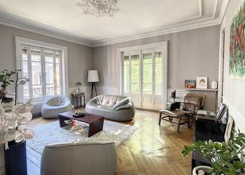 2022140 image1 - Sainte Foy Immobilier - Ce sont des agences immobilières dans l'Ouest Lyonnais spécialisées dans la location de maison ou d'appartement et la vente de propriété de prestige.