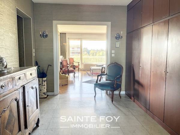 2022156 image10 - Sainte Foy Immobilier - Ce sont des agences immobilières dans l'Ouest Lyonnais spécialisées dans la location de maison ou d'appartement et la vente de propriété de prestige.