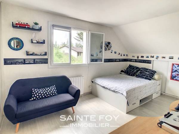 2022161 image6 - Sainte Foy Immobilier - Ce sont des agences immobilières dans l'Ouest Lyonnais spécialisées dans la location de maison ou d'appartement et la vente de propriété de prestige.
