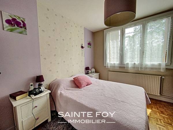 2021958 image6 - Sainte Foy Immobilier - Ce sont des agences immobilières dans l'Ouest Lyonnais spécialisées dans la location de maison ou d'appartement et la vente de propriété de prestige.
