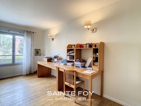 118395 image8 - Sainte Foy Immobilier - Ce sont des agences immobilières dans l'Ouest Lyonnais spécialisées dans la location de maison ou d'appartement et la vente de propriété de prestige.