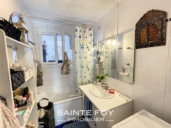 2022192 image5 - Sainte Foy Immobilier - Ce sont des agences immobilières dans l'Ouest Lyonnais spécialisées dans la location de maison ou d'appartement et la vente de propriété de prestige.
