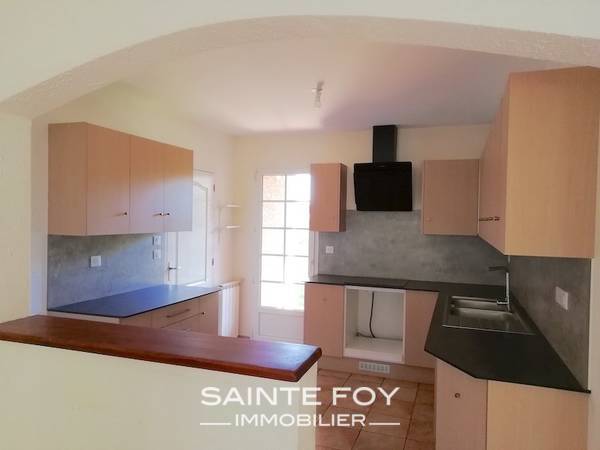 2022212 image4 - Sainte Foy Immobilier - Ce sont des agences immobilières dans l'Ouest Lyonnais spécialisées dans la location de maison ou d'appartement et la vente de propriété de prestige.