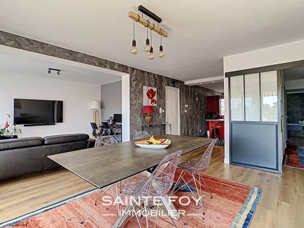 2022230 image3 - Sainte Foy Immobilier - Ce sont des agences immobilières dans l'Ouest Lyonnais spécialisées dans la location de maison ou d'appartement et la vente de propriété de prestige.