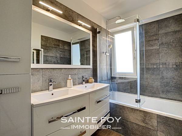 2022230 image7 - Sainte Foy Immobilier - Ce sont des agences immobilières dans l'Ouest Lyonnais spécialisées dans la location de maison ou d'appartement et la vente de propriété de prestige.