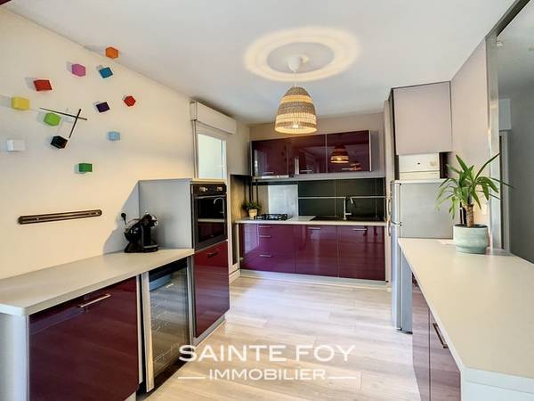 2022262 image2 - Sainte Foy Immobilier - Ce sont des agences immobilières dans l'Ouest Lyonnais spécialisées dans la location de maison ou d'appartement et la vente de propriété de prestige.