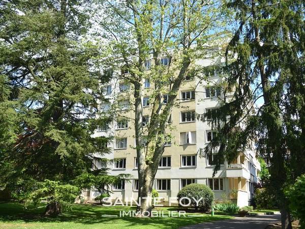 2022304 image8 - Sainte Foy Immobilier - Ce sont des agences immobilières dans l'Ouest Lyonnais spécialisées dans la location de maison ou d'appartement et la vente de propriété de prestige.