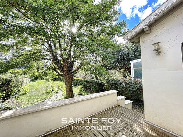 2020579 image2 - Sainte Foy Immobilier - Ce sont des agences immobilières dans l'Ouest Lyonnais spécialisées dans la location de maison ou d'appartement et la vente de propriété de prestige.