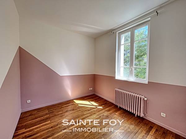 2020579 image7 - Sainte Foy Immobilier - Ce sont des agences immobilières dans l'Ouest Lyonnais spécialisées dans la location de maison ou d'appartement et la vente de propriété de prestige.
