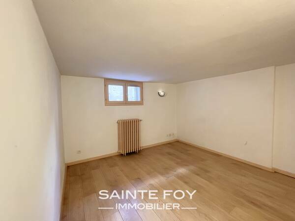 2020579 image8 - Sainte Foy Immobilier - Ce sont des agences immobilières dans l'Ouest Lyonnais spécialisées dans la location de maison ou d'appartement et la vente de propriété de prestige.