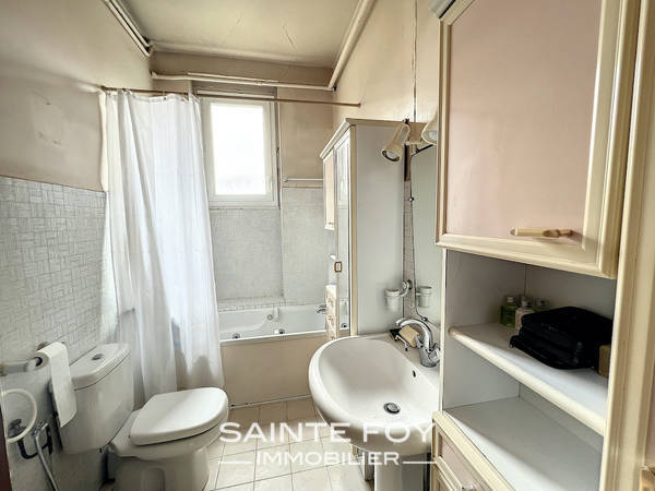 2022108 image5 - Sainte Foy Immobilier - Ce sont des agences immobilières dans l'Ouest Lyonnais spécialisées dans la location de maison ou d'appartement et la vente de propriété de prestige.