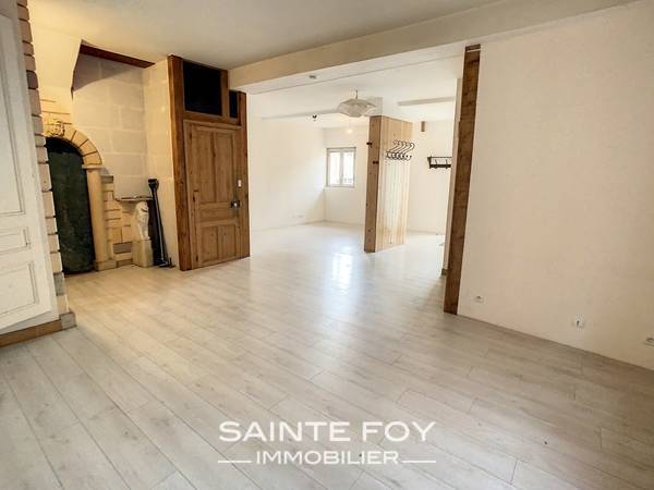 2022344 image3 - Sainte Foy Immobilier - Ce sont des agences immobilières dans l'Ouest Lyonnais spécialisées dans la location de maison ou d'appartement et la vente de propriété de prestige.