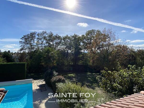 2022328 image10 - Sainte Foy Immobilier - Ce sont des agences immobilières dans l'Ouest Lyonnais spécialisées dans la location de maison ou d'appartement et la vente de propriété de prestige.