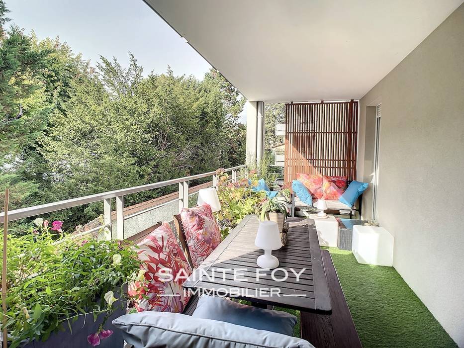 2022369 image1 - Sainte Foy Immobilier - Ce sont des agences immobilières dans l'Ouest Lyonnais spécialisées dans la location de maison ou d'appartement et la vente de propriété de prestige.