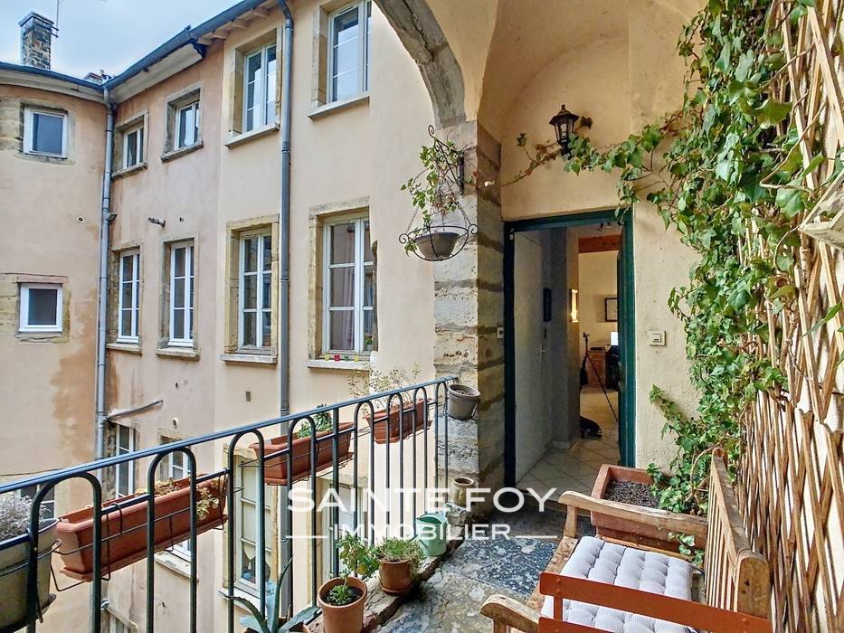 2022396 image1 - Sainte Foy Immobilier - Ce sont des agences immobilières dans l'Ouest Lyonnais spécialisées dans la location de maison ou d'appartement et la vente de propriété de prestige.