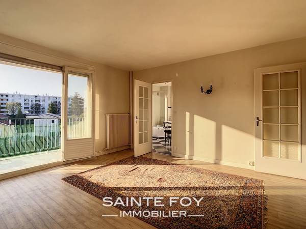 2022252 image3 - Sainte Foy Immobilier - Ce sont des agences immobilières dans l'Ouest Lyonnais spécialisées dans la location de maison ou d'appartement et la vente de propriété de prestige.