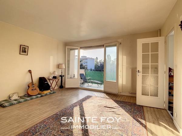 2022252 image4 - Sainte Foy Immobilier - Ce sont des agences immobilières dans l'Ouest Lyonnais spécialisées dans la location de maison ou d'appartement et la vente de propriété de prestige.