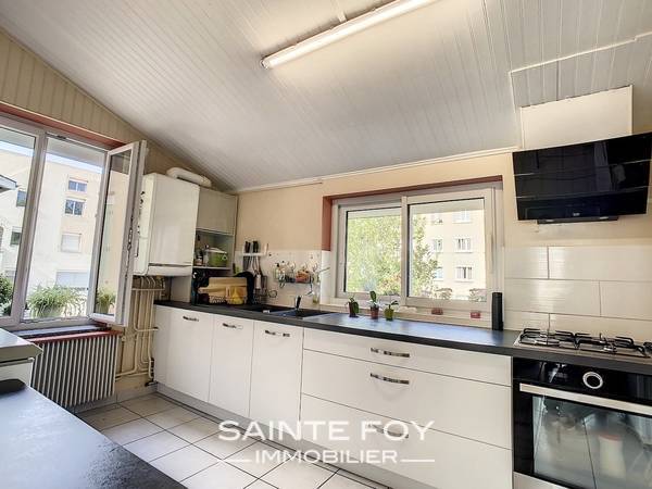 2022365 image3 - Sainte Foy Immobilier - Ce sont des agences immobilières dans l'Ouest Lyonnais spécialisées dans la location de maison ou d'appartement et la vente de propriété de prestige.