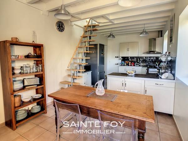 2022399 image4 - Sainte Foy Immobilier - Ce sont des agences immobilières dans l'Ouest Lyonnais spécialisées dans la location de maison ou d'appartement et la vente de propriété de prestige.