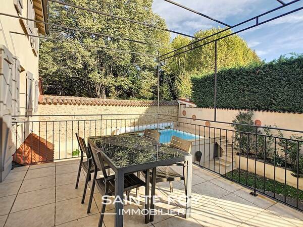 2022399 image9 - Sainte Foy Immobilier - Ce sont des agences immobilières dans l'Ouest Lyonnais spécialisées dans la location de maison ou d'appartement et la vente de propriété de prestige.