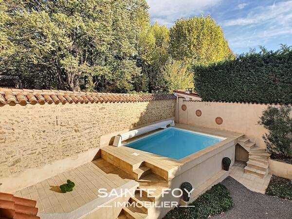 2022399 image10 - Sainte Foy Immobilier - Ce sont des agences immobilières dans l'Ouest Lyonnais spécialisées dans la location de maison ou d'appartement et la vente de propriété de prestige.