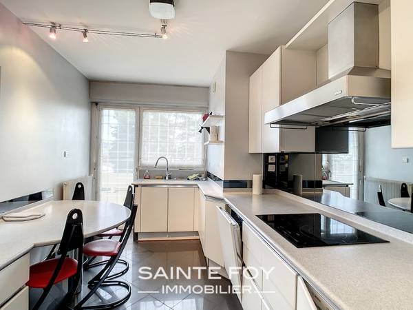 2022395 image3 - Sainte Foy Immobilier - Ce sont des agences immobilières dans l'Ouest Lyonnais spécialisées dans la location de maison ou d'appartement et la vente de propriété de prestige.