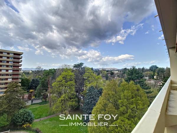 2022395 image7 - Sainte Foy Immobilier - Ce sont des agences immobilières dans l'Ouest Lyonnais spécialisées dans la location de maison ou d'appartement et la vente de propriété de prestige.
