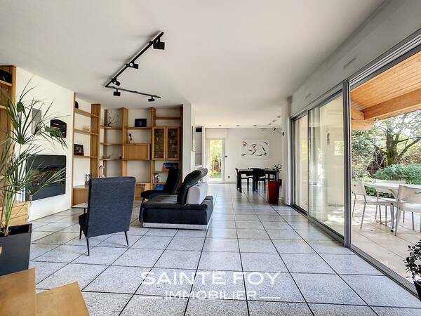 2022417 image3 - Sainte Foy Immobilier - Ce sont des agences immobilières dans l'Ouest Lyonnais spécialisées dans la location de maison ou d'appartement et la vente de propriété de prestige.