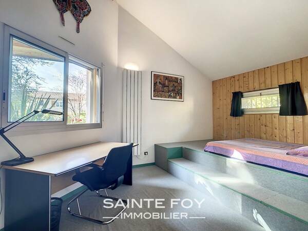 2022417 image7 - Sainte Foy Immobilier - Ce sont des agences immobilières dans l'Ouest Lyonnais spécialisées dans la location de maison ou d'appartement et la vente de propriété de prestige.