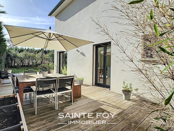 2022079 image2 - Sainte Foy Immobilier - Ce sont des agences immobilières dans l'Ouest Lyonnais spécialisées dans la location de maison ou d'appartement et la vente de propriété de prestige.
