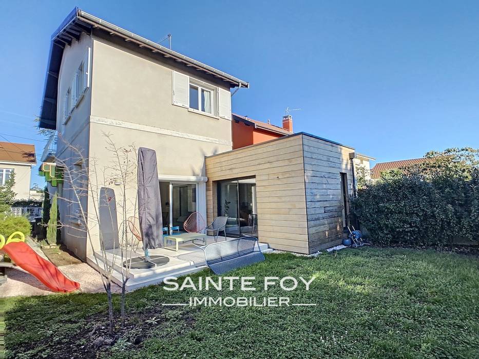 2021645 image1 - Sainte Foy Immobilier - Ce sont des agences immobilières dans l'Ouest Lyonnais spécialisées dans la location de maison ou d'appartement et la vente de propriété de prestige.