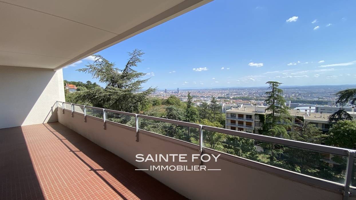 2022478 image1 - Sainte Foy Immobilier - Ce sont des agences immobilières dans l'Ouest Lyonnais spécialisées dans la location de maison ou d'appartement et la vente de propriété de prestige.