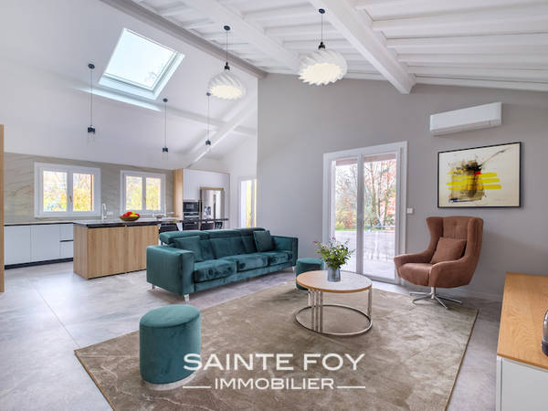 2022490 image2 - Sainte Foy Immobilier - Ce sont des agences immobilières dans l'Ouest Lyonnais spécialisées dans la location de maison ou d'appartement et la vente de propriété de prestige.