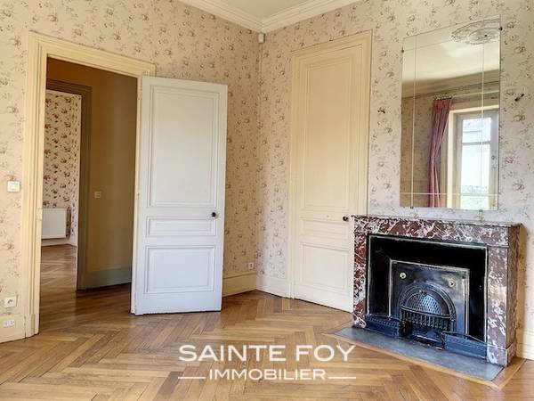 2022507 image7 - Sainte Foy Immobilier - Ce sont des agences immobilières dans l'Ouest Lyonnais spécialisées dans la location de maison ou d'appartement et la vente de propriété de prestige.