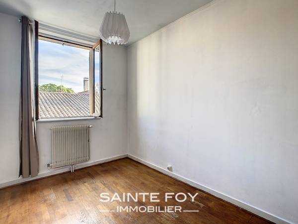 2022086 image6 - Sainte Foy Immobilier - Ce sont des agences immobilières dans l'Ouest Lyonnais spécialisées dans la location de maison ou d'appartement et la vente de propriété de prestige.