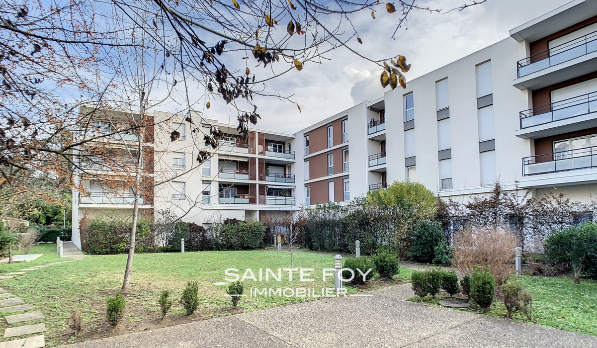 2022459 image1 - Sainte Foy Immobilier - Ce sont des agences immobilières dans l'Ouest Lyonnais spécialisées dans la location de maison ou d'appartement et la vente de propriété de prestige.
