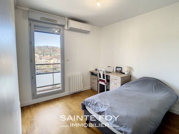 2022459 image4 - Sainte Foy Immobilier - Ce sont des agences immobilières dans l'Ouest Lyonnais spécialisées dans la location de maison ou d'appartement et la vente de propriété de prestige.