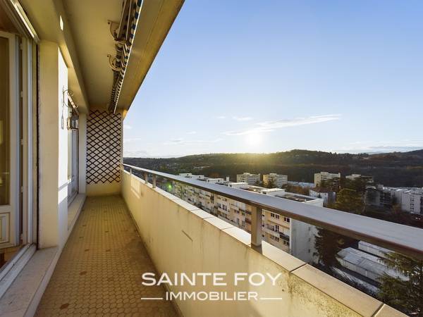 2022357 image2 - Sainte Foy Immobilier - Ce sont des agences immobilières dans l'Ouest Lyonnais spécialisées dans la location de maison ou d'appartement et la vente de propriété de prestige.