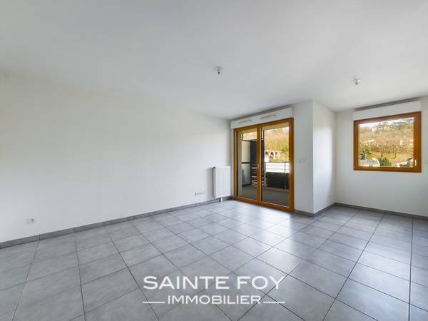 2022542 image5 - Sainte Foy Immobilier - Ce sont des agences immobilières dans l'Ouest Lyonnais spécialisées dans la location de maison ou d'appartement et la vente de propriété de prestige.