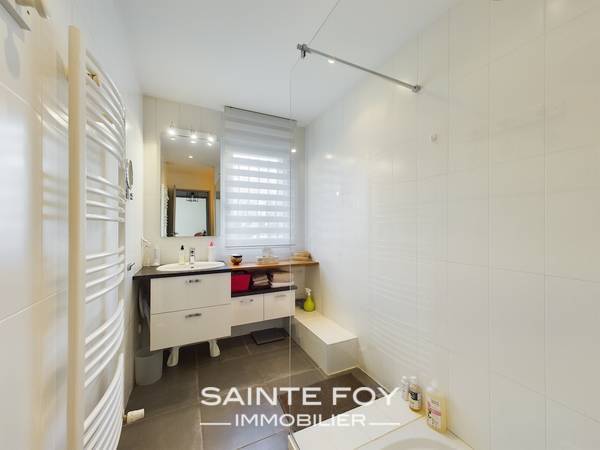 2022591 image8 - Sainte Foy Immobilier - Ce sont des agences immobilières dans l'Ouest Lyonnais spécialisées dans la location de maison ou d'appartement et la vente de propriété de prestige.