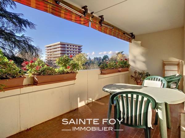 2022586 image2 - Sainte Foy Immobilier - Ce sont des agences immobilières dans l'Ouest Lyonnais spécialisées dans la location de maison ou d'appartement et la vente de propriété de prestige.