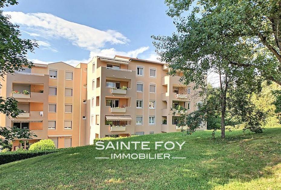 2022494 image1 - Sainte Foy Immobilier - Ce sont des agences immobilières dans l'Ouest Lyonnais spécialisées dans la location de maison ou d'appartement et la vente de propriété de prestige.