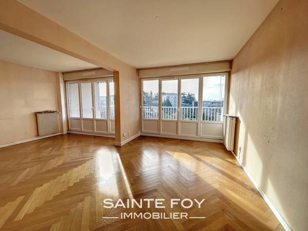 2022579 image3 - Sainte Foy Immobilier - Ce sont des agences immobilières dans l'Ouest Lyonnais spécialisées dans la location de maison ou d'appartement et la vente de propriété de prestige.