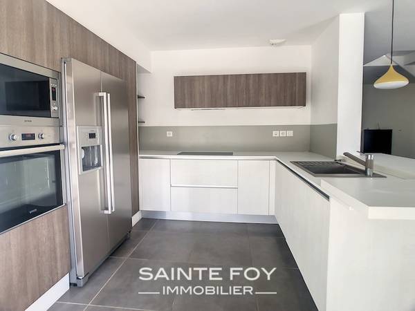 2022601 image4 - Sainte Foy Immobilier - Ce sont des agences immobilières dans l'Ouest Lyonnais spécialisées dans la location de maison ou d'appartement et la vente de propriété de prestige.