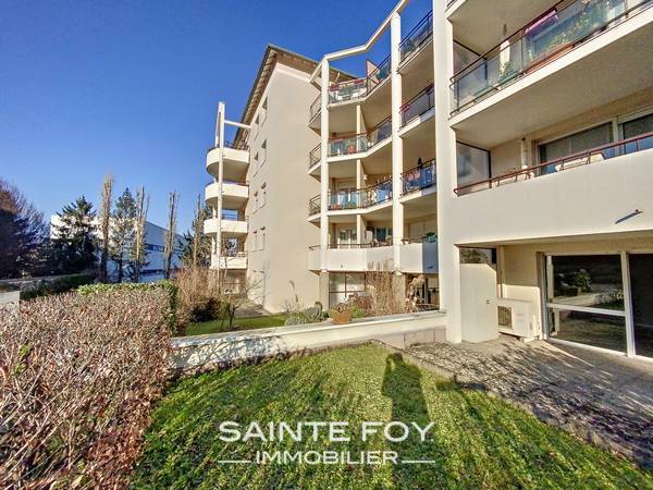2022470 image8 - Sainte Foy Immobilier - Ce sont des agences immobilières dans l'Ouest Lyonnais spécialisées dans la location de maison ou d'appartement et la vente de propriété de prestige.