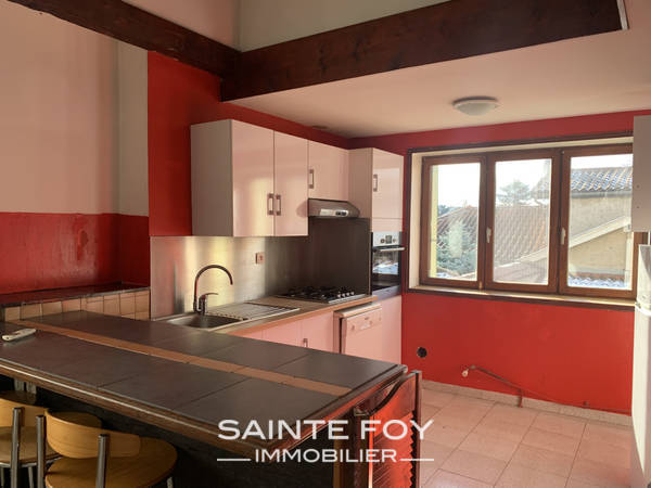 2022624 image2 - Sainte Foy Immobilier - Ce sont des agences immobilières dans l'Ouest Lyonnais spécialisées dans la location de maison ou d'appartement et la vente de propriété de prestige.