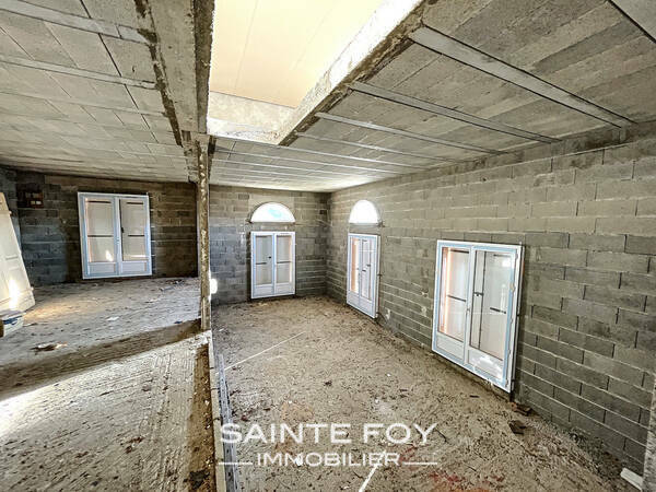 2022049 image4 - Sainte Foy Immobilier - Ce sont des agences immobilières dans l'Ouest Lyonnais spécialisées dans la location de maison ou d'appartement et la vente de propriété de prestige.