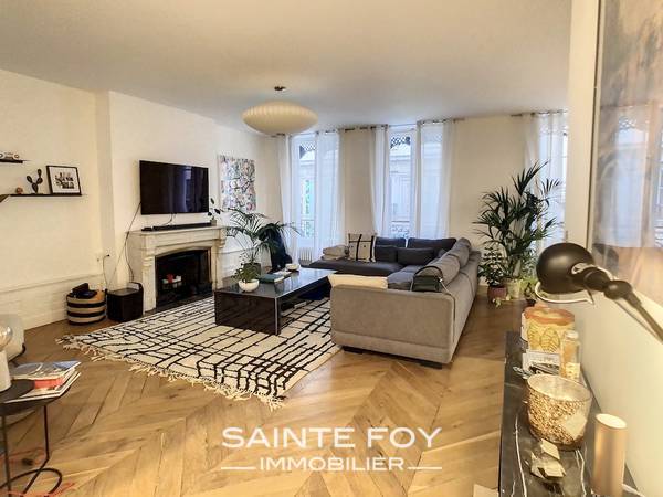 2022636 image2 - Sainte Foy Immobilier - Ce sont des agences immobilières dans l'Ouest Lyonnais spécialisées dans la location de maison ou d'appartement et la vente de propriété de prestige.