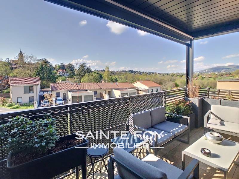 2022506 image1 - Sainte Foy Immobilier - Ce sont des agences immobilières dans l'Ouest Lyonnais spécialisées dans la location de maison ou d'appartement et la vente de propriété de prestige.